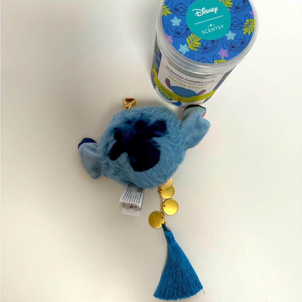 Scentsy Disney Stich Charm Clip